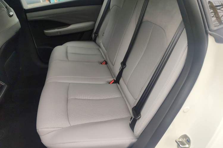 Used Nissan N7 2025 625 Max Left Rear Seat