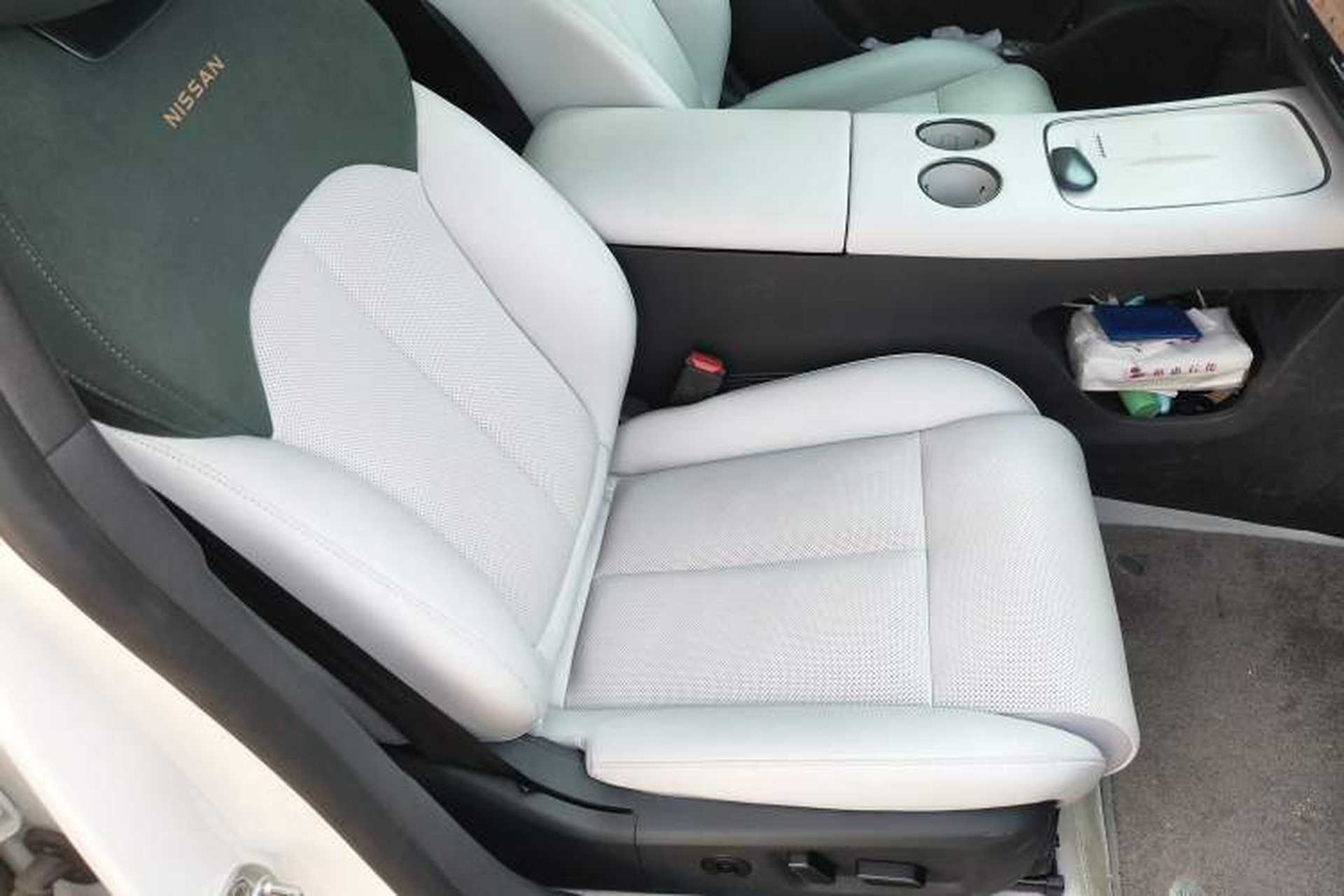 Used Nissan N7 2025 510 Max Right Front Seat