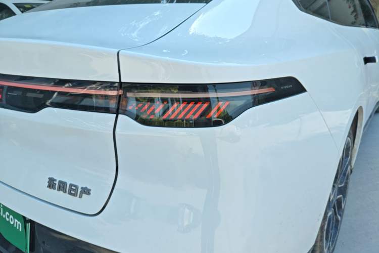 Used Nissan N7 2025 510 Max Right Rear Taillight