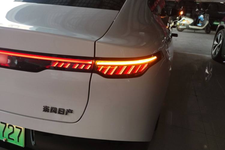 Used Nissan N7 2025 510 Pro Right Rear Taillight