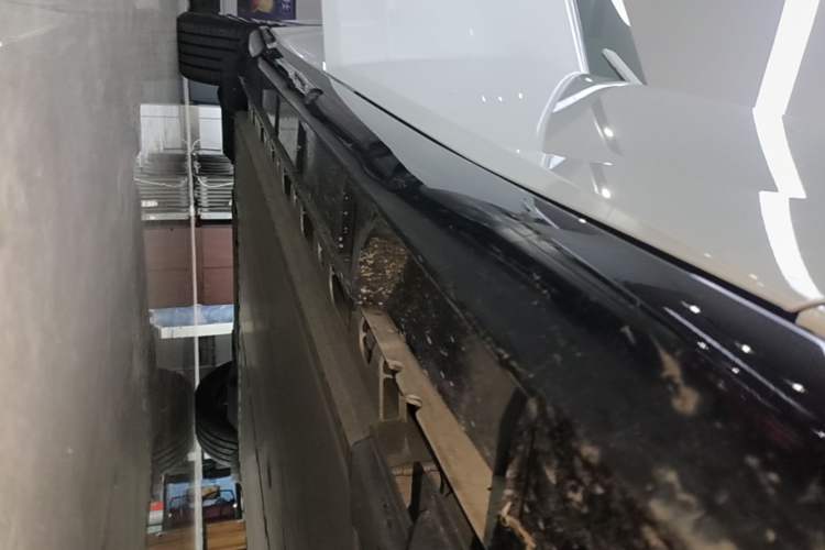 Used Nissan N7 2025 510 Max Right Side Sill