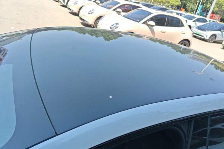 Used Nissan N7 2025 510 Max Roof