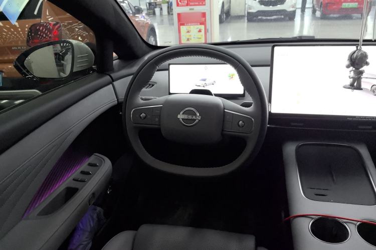 Used Nissan N7 2025 625 Max Steering Wheel