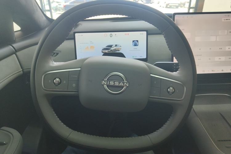 Used Nissan N7 2025 510 Max Steering Wheel
