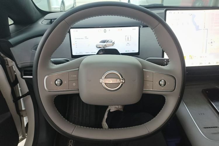 Used Nissan N7 2025 510 Max Steering Wheel