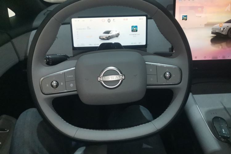 Used Nissan N7 2025 625 Max Steering Wheel