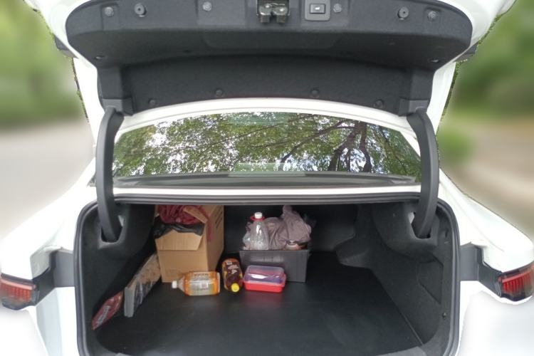 Used Nissan N7 2025 510 Pro Trunk