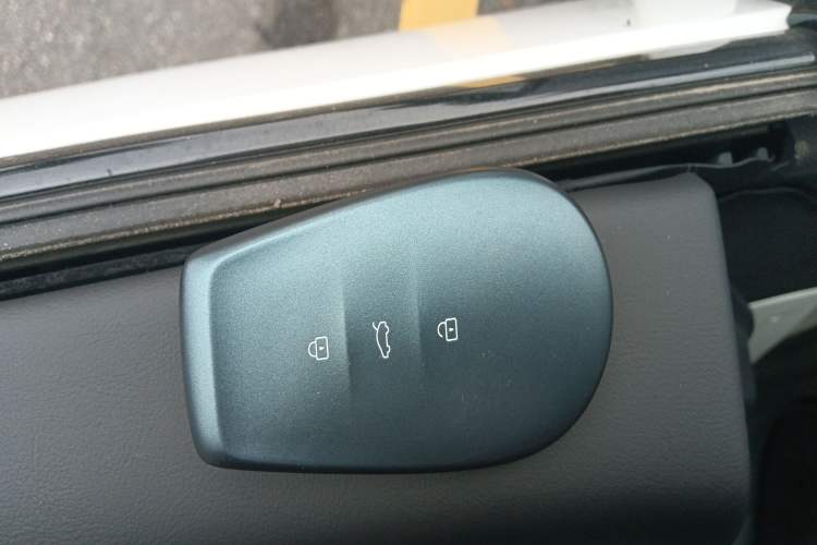 Used Nissan N7 2025 625 Pro Vehicle Key