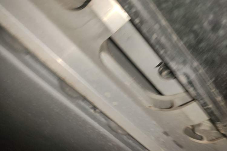 Used Nissan N7 2025 510 Max Chassis Rear Left
