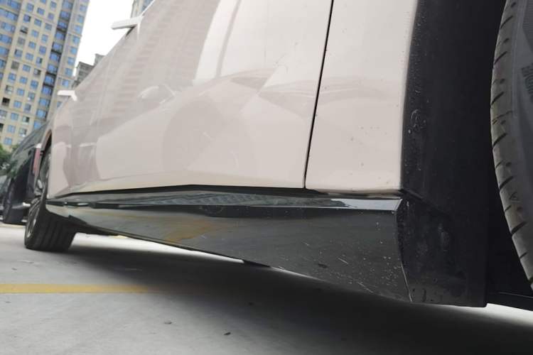Used Nissan N7 2025 510 Max Right Side Sill