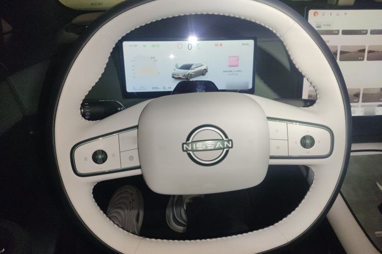 Used Nissan N7 2025 510 Max Steering Wheel