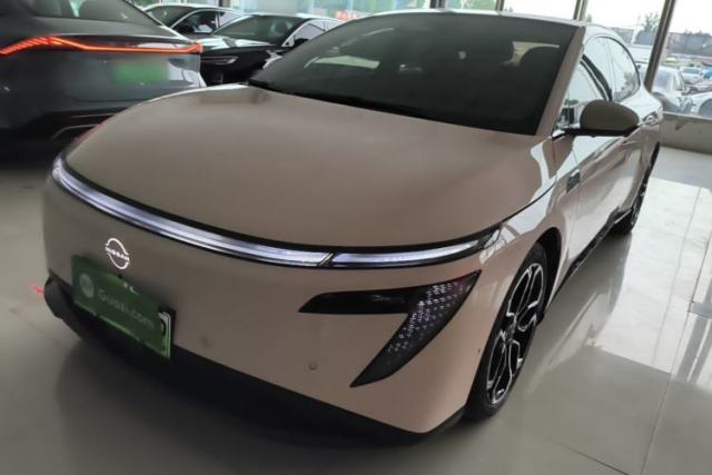 Ojetý Nissan N7 2025 625 Max