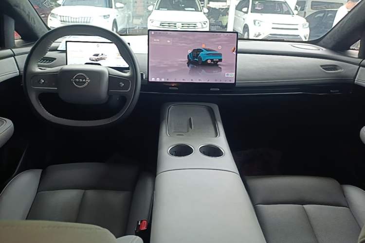 Used Nissan N7 2026 Model, 625 Max Rhine Knight Center Console
