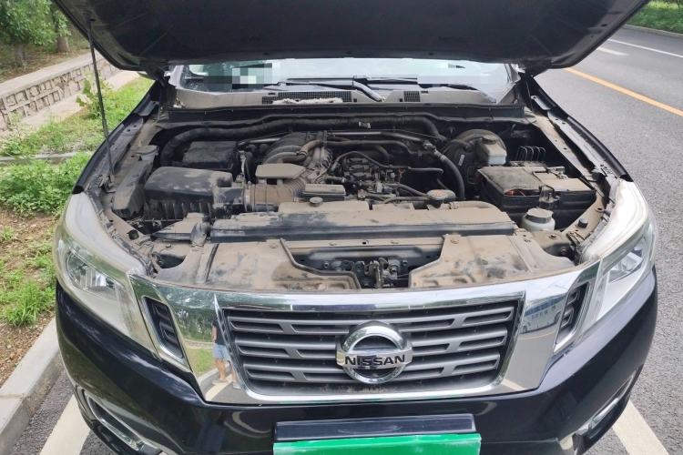 Used Nissan Navara 2017 2.5L Automatic 2WD Luxury Edition QR25 Engine Bay