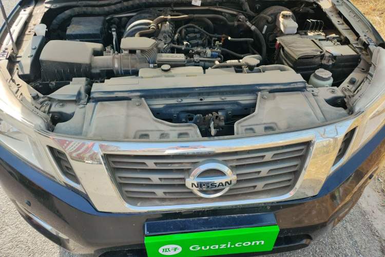 Used Nissan Navara 2017 2.5L Automatic 2WD Luxury Edition QR25 Engine Bay