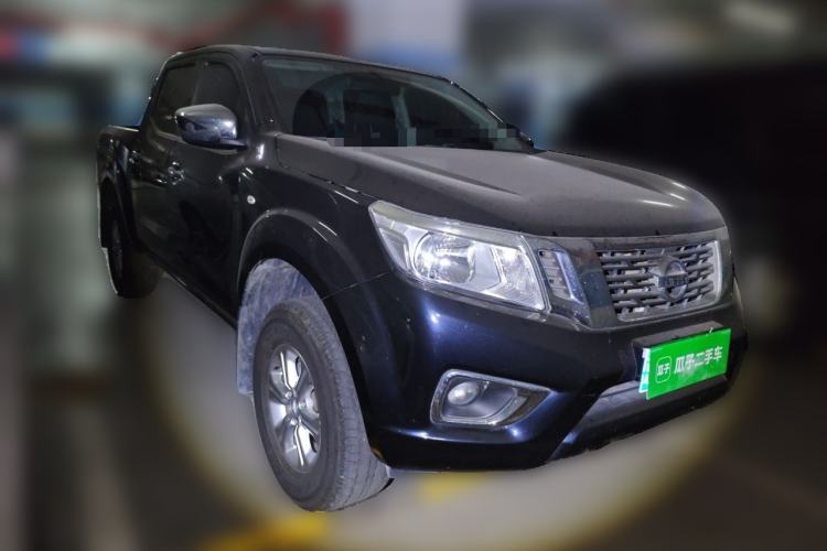 Used Nissan Navara 2017 2.5L Automatic 2WD Luxury Edition QR25 Exterior 2