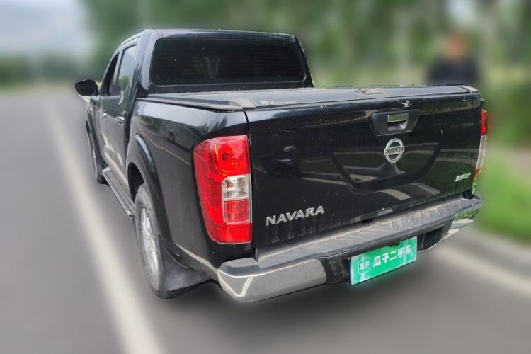 Used Nissan Navara 2017 2.5L Automatic 2WD Luxury Edition QR25 Exterior 3