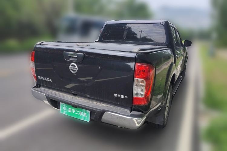 Used Nissan Navara 2017 2.5L Automatic 2WD Luxury Edition QR25 Exterior 5