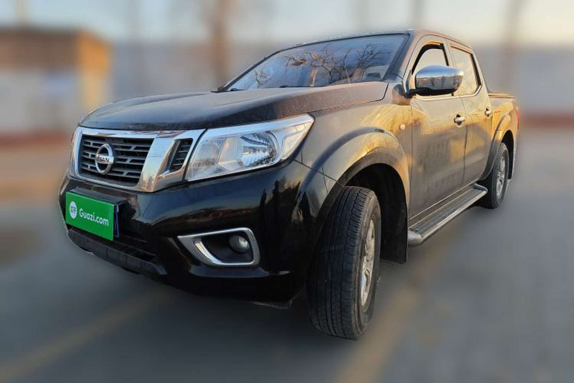 Used Nissan Navara 2017 2.5L Automatic 2WD Luxury Edition QR25 Front Left 45 Deg