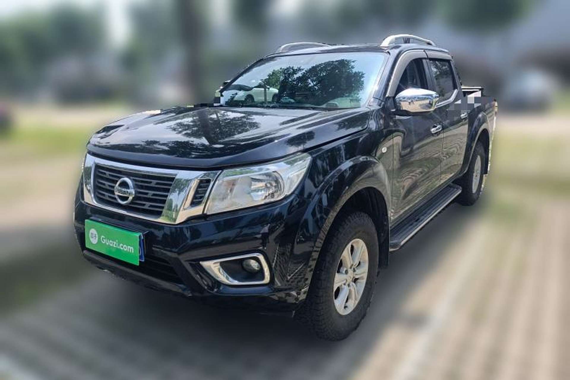 Used Nissan Navara 2017 2.5L Automatic 2WD Luxury Edition QR25 Front Left 45 Deg