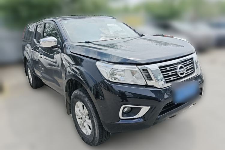Used Nissan Navara 2017 2.5L Automatic 2WD Luxury Edition QR25 Front Right 45 Deg