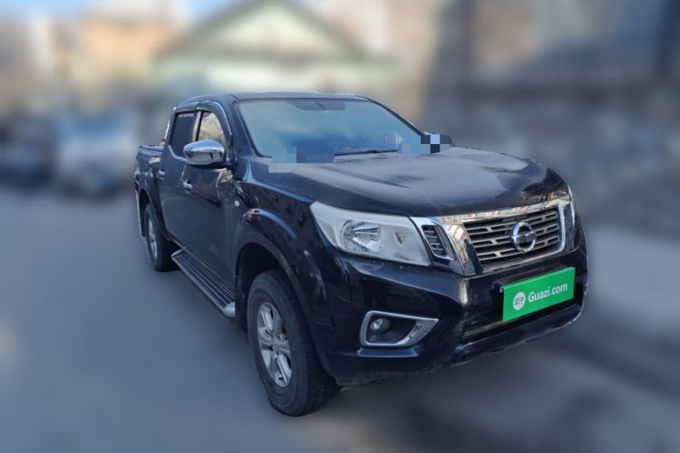 Used Nissan Navara 2017 2.5L Automatic 2WD Luxury Edition QR25 Front Right 45 Deg