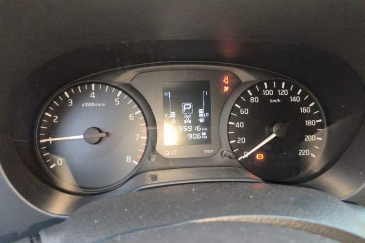 Used Nissan Navara 2017 2.5L Automatic 4x4 Luxury Edition QR25 Instrument Cluster