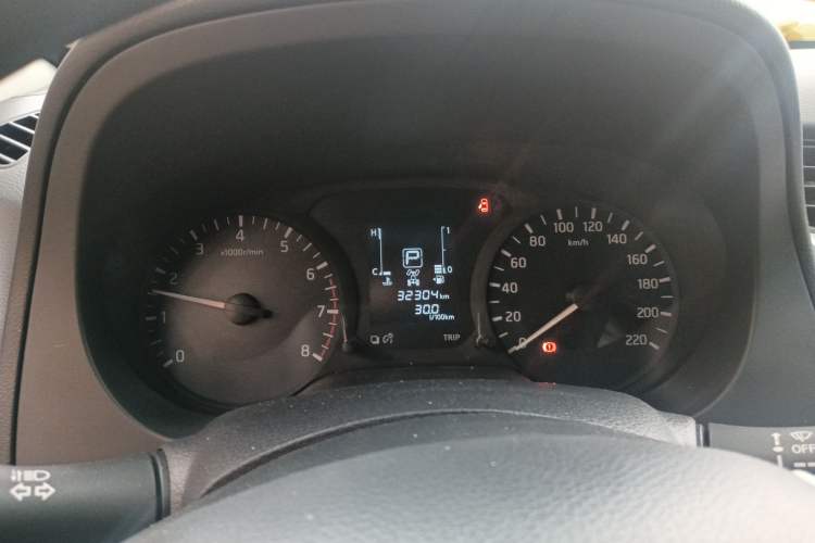 Used Nissan Navara 2017 2.5L Automatic 4x4 Luxury Edition QR25 Instrument Cluster