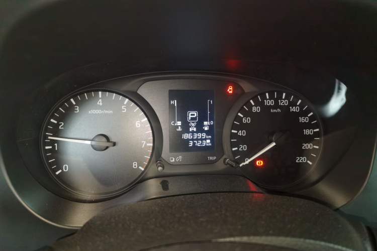 Used Nissan Navara 2017 2.5L Automatic 4x4 Luxury Edition QR25 Instrument Cluster