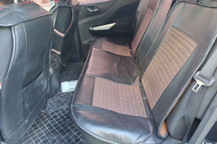 Used Nissan Navara 2017 2.5L Automatic 2WD Luxury Edition QR25 Left Rear Seat
