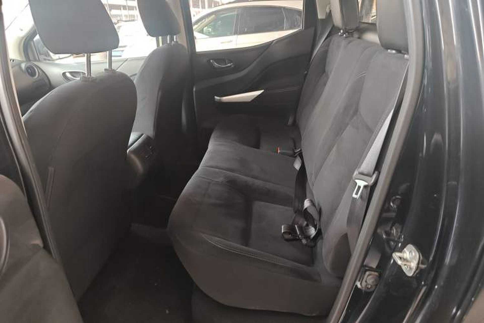 Used Nissan Navara 2017 2.5L Automatic 2WD Luxury Edition QR25 Left Rear Seat