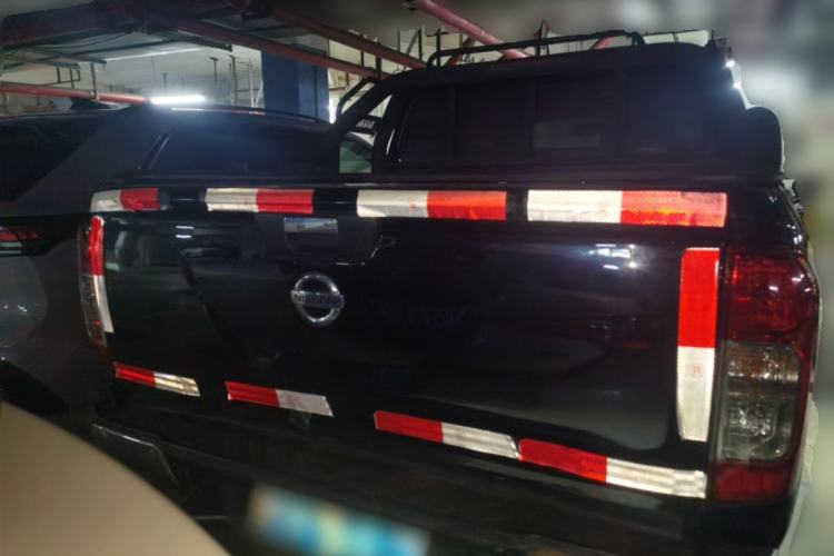 Used Nissan Navara 2017 2.5L Automatic 4x4 Luxury Edition QR25 Rear