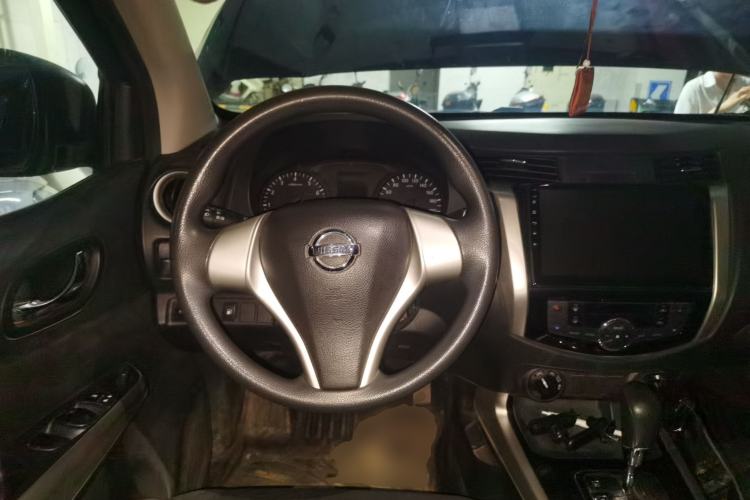 Used Nissan Navara 2017 2.5L Automatic 4x4 Luxury Edition QR25 Steering Wheel