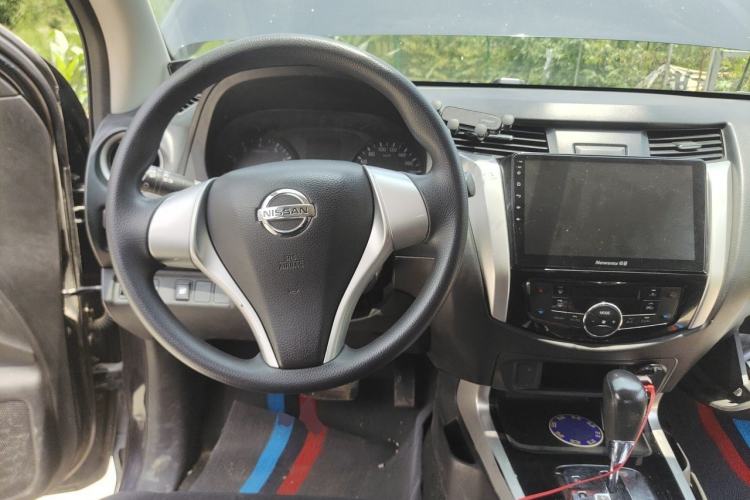 Used Nissan Navara 2017 2.5L Automatic 2WD Luxury Edition QR25 Steering Wheel