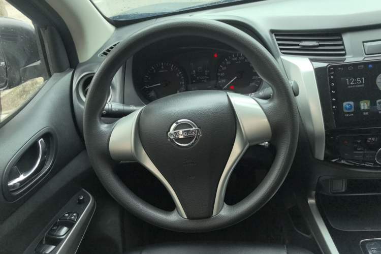 Used Nissan Navara 2017 2.5L Automatic 2WD Luxury Edition QR25 Steering Wheel