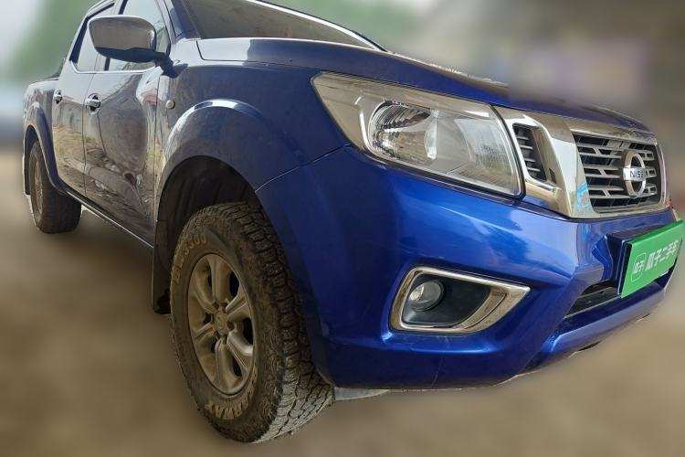 Used Nissan Navara 2017 2.5L Automatic 2WD Luxury Edition QR25 Front Right 45 Deg