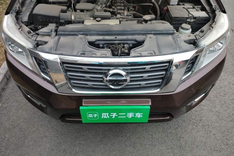 Used Nissan Navara 2017 2.5L Automatic 2WD Luxury Edition QR25 Engine Bay