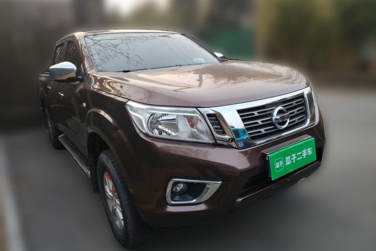 Used Nissan Navara 2017 2.5L Automatic 2WD Luxury Edition QR25 Exterior 2