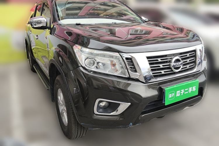 Used Nissan Navara 2017 2.5L Manual Two-Wheel Drive Flagship Version QR25 Front Right 45 Deg