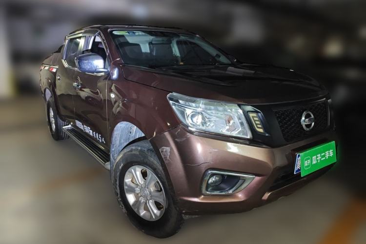 Used Nissan Navara 2017 2.5L Automatic 4x4 Luxury Edition QR25 Front Right 45 Deg