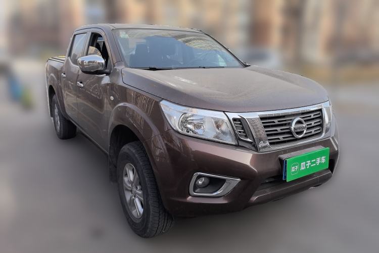 Used Nissan Navara 2017 2.5L Automatic 2WD Luxury Edition QR25 Front Right 45 Deg