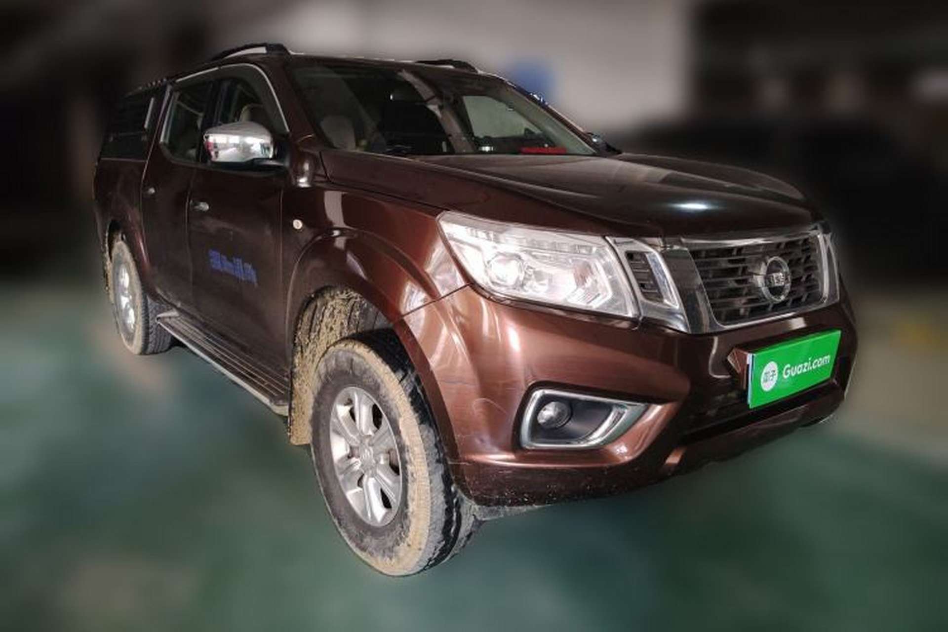 Used Nissan Navara 2017 2.5L Automatic 4x4 Luxury Edition QR25 Front Right 45 Deg