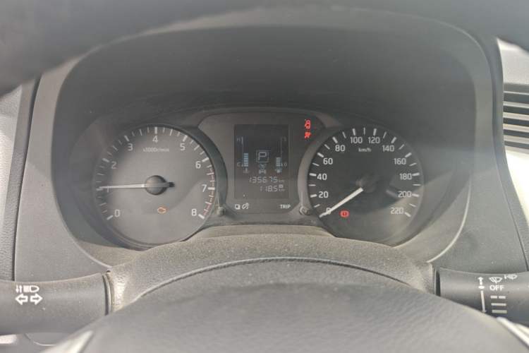 Used Nissan Navara 2017 2.5L Automatic 4x4 Luxury Edition QR25 Instrument Cluster
