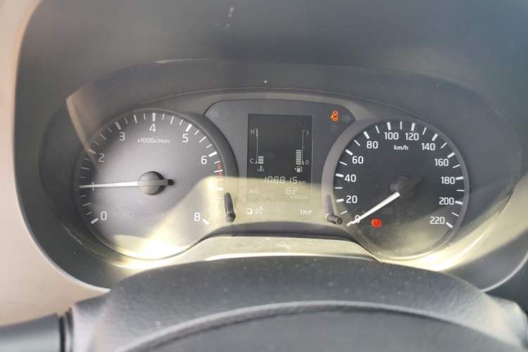 Used Nissan Navara 2017 2.5L Manual Two-Wheel Drive Standard Edition QR25 Instrument Cluster