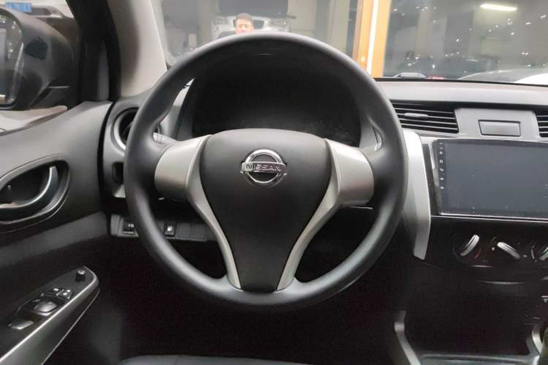 Used Nissan Navara 2017 2.5L Manual Two-Wheel Drive Standard Edition QR25 Steering Wheel