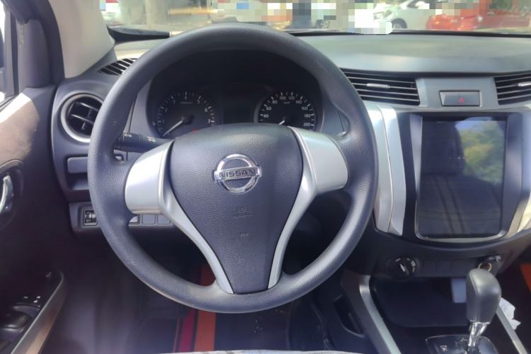 Used Nissan Navara 2017 2.5L Automatic 4x4 Luxury Edition QR25 Steering Wheel