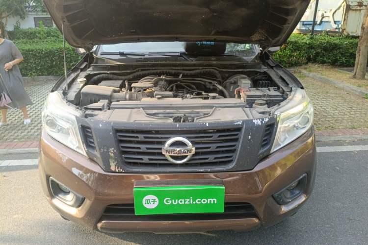 Used Nissan Navara 2017 2.5L Automatic 4x4 Luxury Edition QR25 Engine Bay