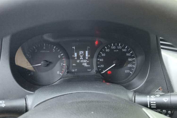 Used Nissan Navara 2017 2.5L Automatic 4x4 Luxury Edition QR25 Instrument Cluster