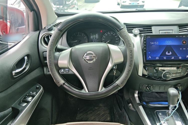 Used Nissan Navara 2017 2.5L Automatic 4x4 Luxury Edition QR25 Steering Wheel