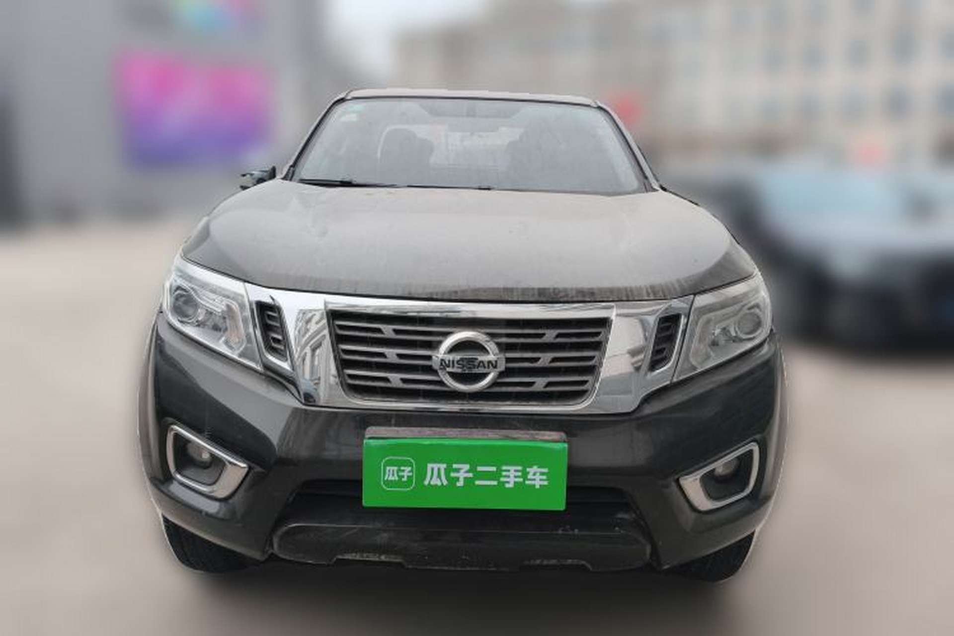 Used Nissan Navara 2017 2.5L Automatic 4x4 Luxury Edition QR25 Exterior 1